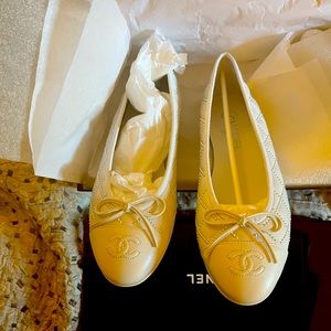 Brand new Chanel white flats